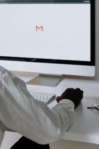 B2B email